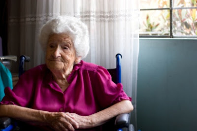 lady2-in-wheelchair